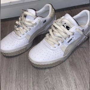 Women’s Puma sneakers